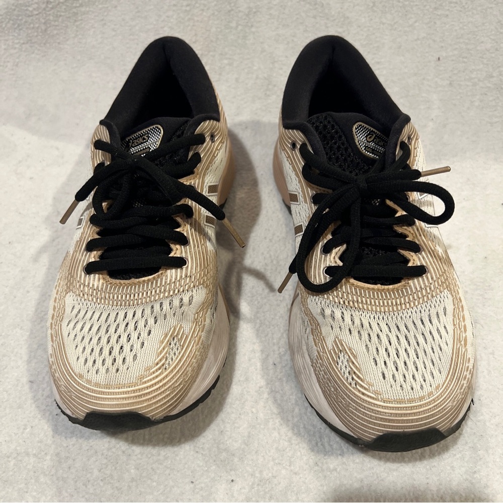 ASICS GEL-Nimbus 21 Platinum White Frosted Almond - 1012A608-size 8